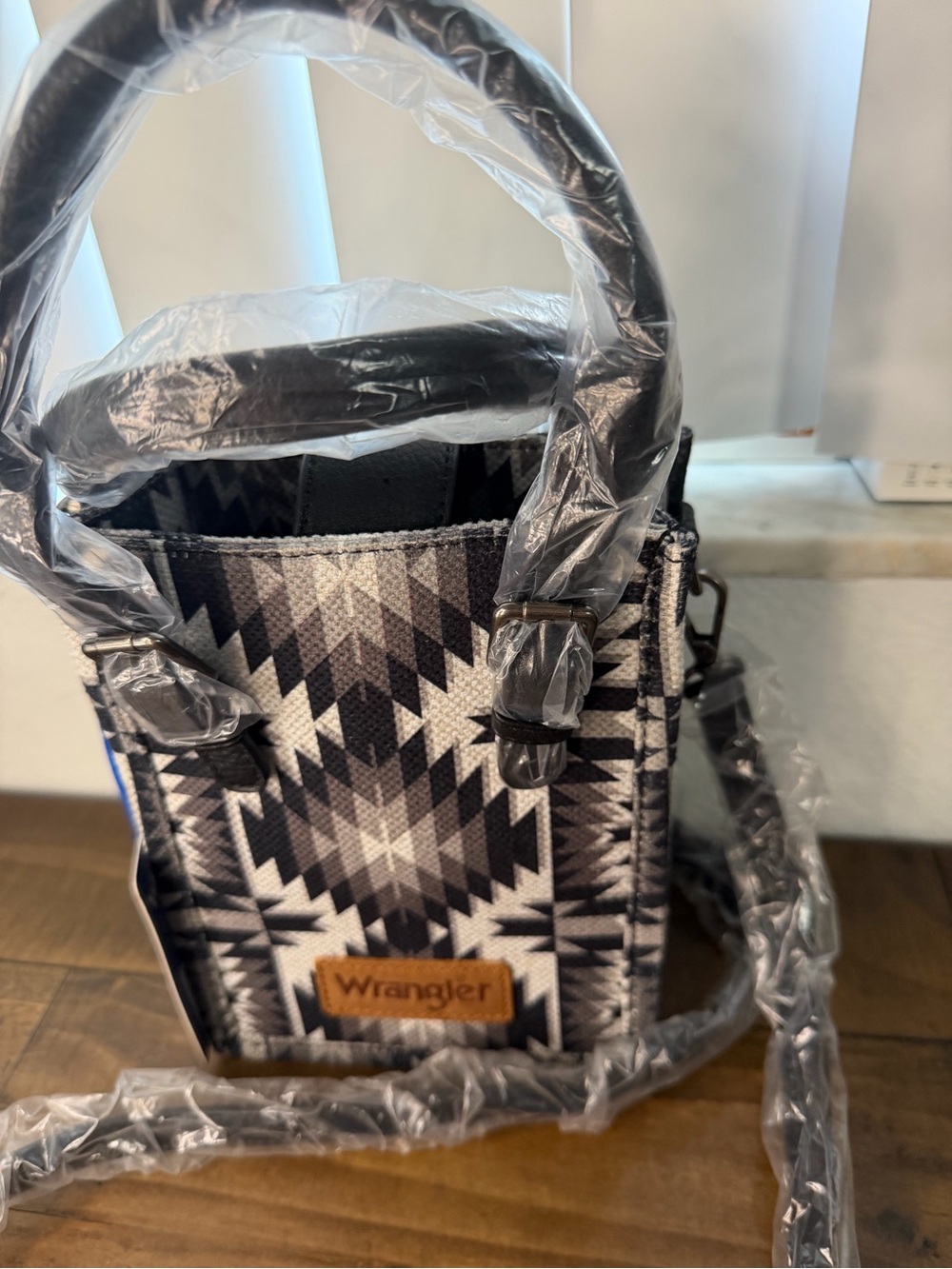 Wrangler black & white Aztec western print small crossbody tote bag purse new - Picture 3 of 9